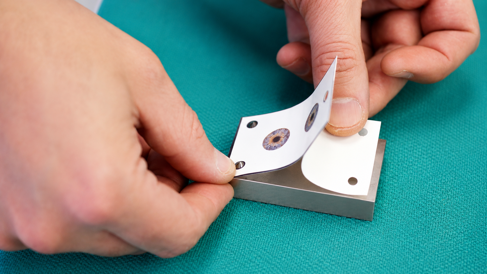 07 iris sample card matching process for ocular prosthesis iris making